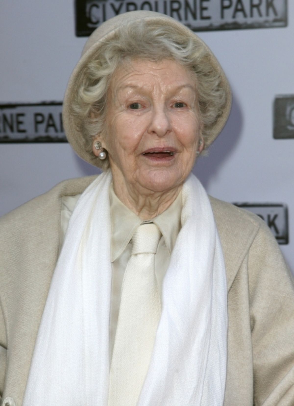 Elaine Stritch at CLYBOURNE PARK Theatre Arrivals - Edie Falco, Elaine Stritch & More!