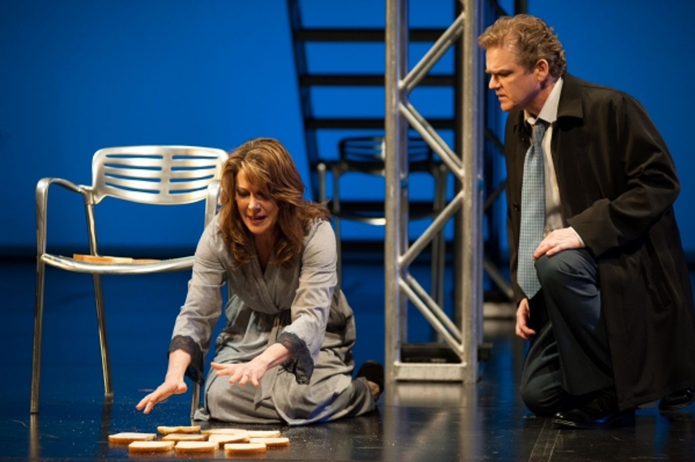 Photo Flash: Manitoba Theatre Centre's NEXT TO NORMAL  Image
