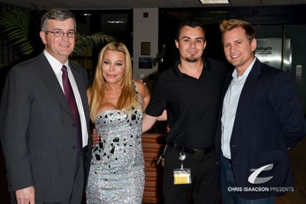 Thousand Oaks Civic Arts Plaza Artistic Director Barry McComb, Taylor Dayne, Jonathan Photo