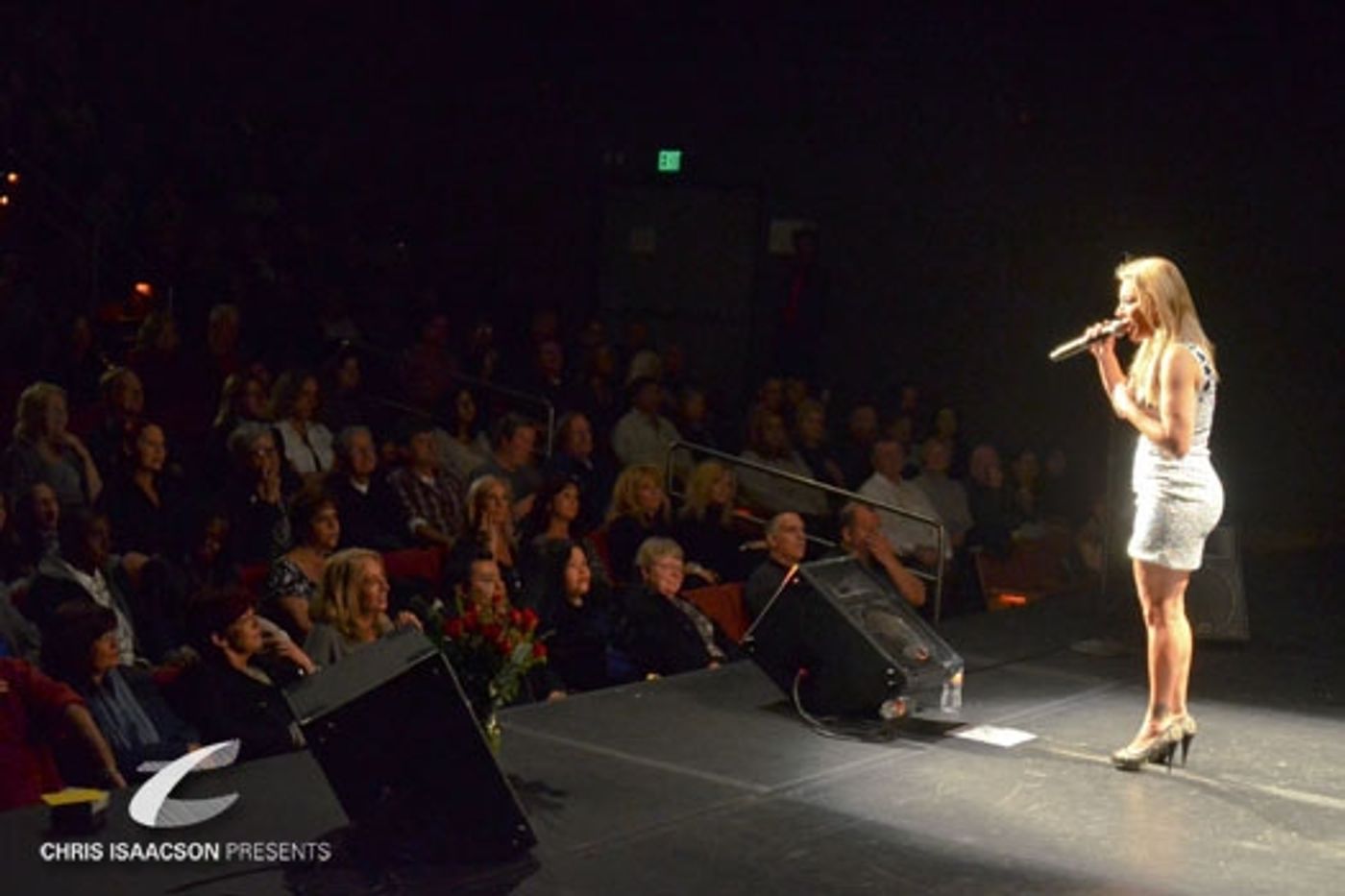 Photo Coverage: Pop Star TAYLOR DAYNE Shares All in 'Tell It To My Heart'  Image