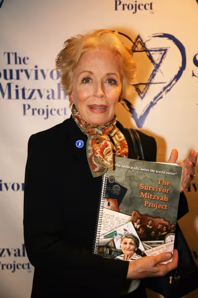Holland Taylor Photo