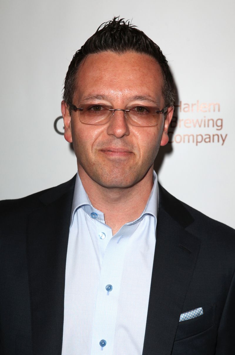 Photo Coverage: GHOST THE MUSICAL Opening Night Red Carpet! — photo 7 of 51