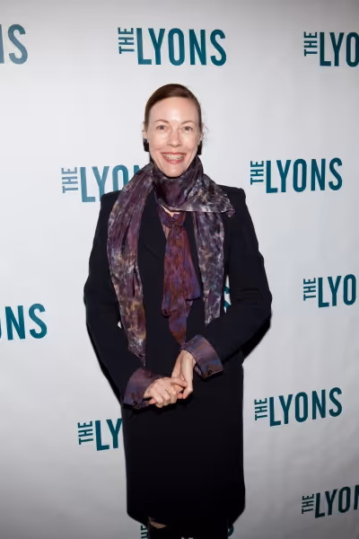 Veanne Cox Photo