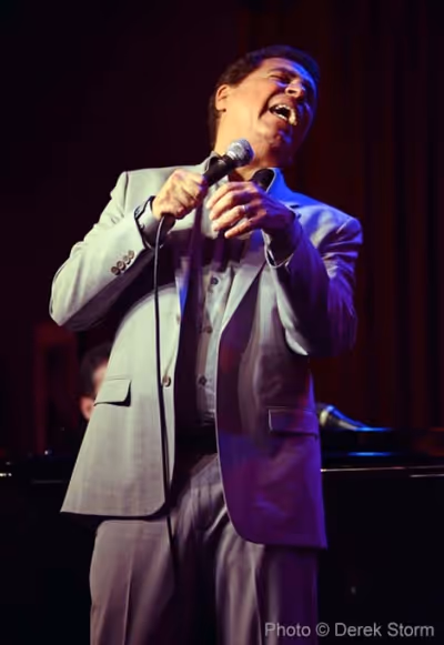 Clint Holmes Photo