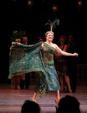 Jennifer Laura Thompson @ BroadwayWorld Jennifer Laura Thompson Photo