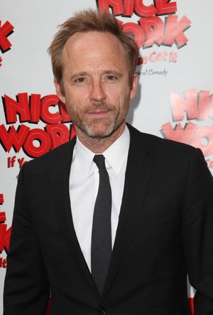 John Benjamin Hickey @ BroadwayWorld John Benjamin Hickey Photo