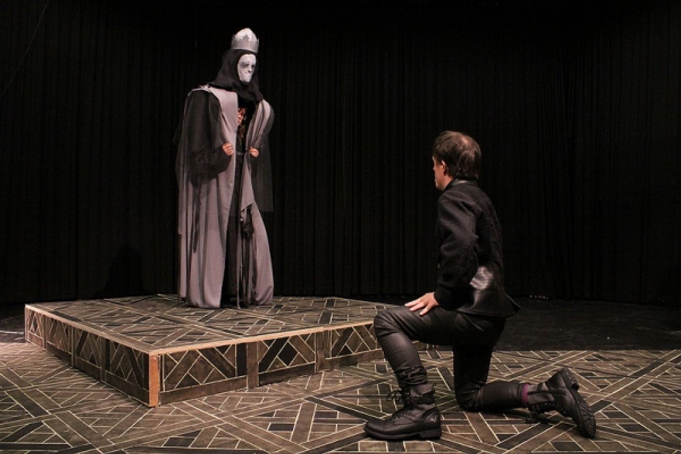 Photo Flash: Sneak Peak at Blue Apple Theatre's HAMLET - Starring Tommy Jessop Photo Flash: Sneak Peak at Blue Apple Theatre's HAMLET - Starring Tommy Jessop Image