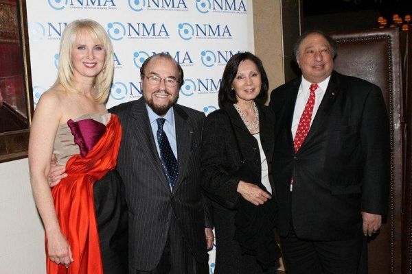 Photos: National Meningitis Association Celebrates Starry GIVE KIDS A SHOT Gala — photo 20 of 25