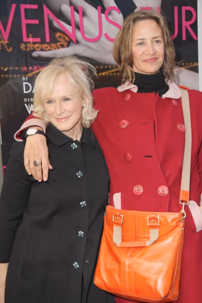 Glenn Close and Janet McTeer
 Photo