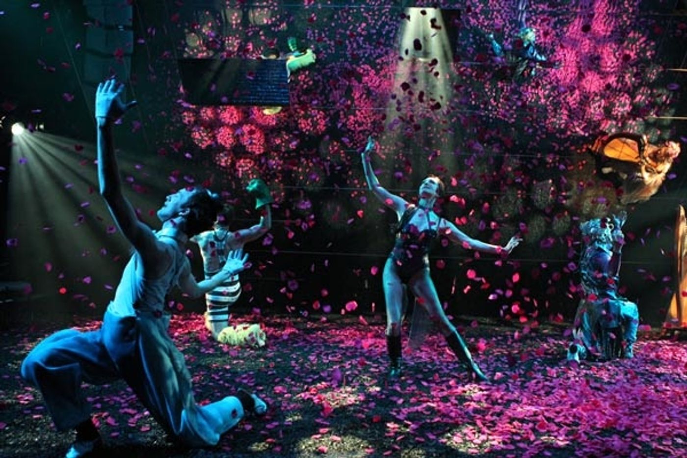 Photo Flash: First Look at Christina Ricci & Bebe Neuwirth in CSC's A MIDSUMMER NIGHT'S DREAM Photo Flash: First Look at Christina Ricci & Bebe Neuwirth in CSC's A MIDSUMMER NIGHT'S DREAM Image