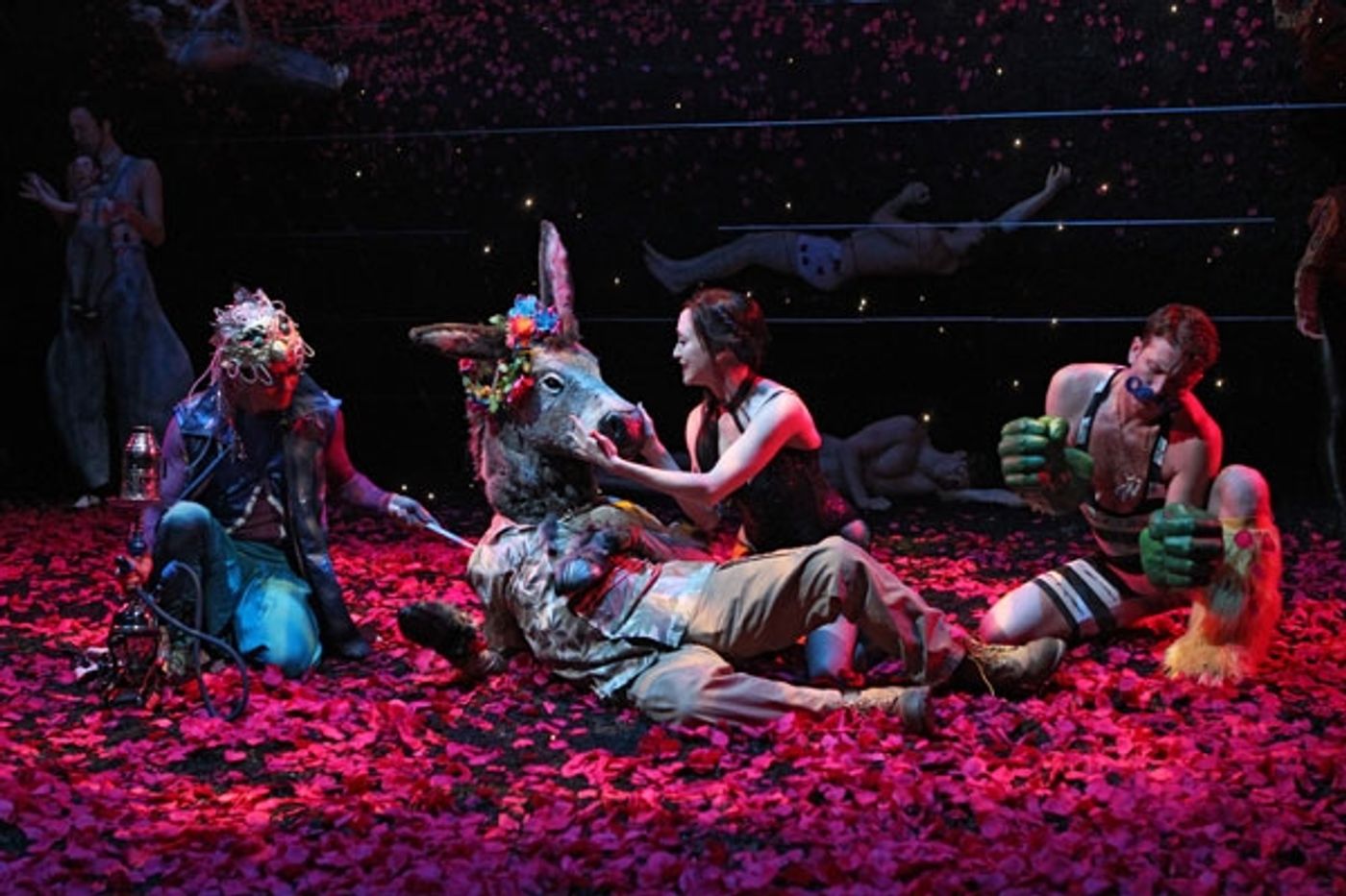 Photo Flash: First Look at Christina Ricci & Bebe Neuwirth in CSC's A MIDSUMMER NIGHT'S DREAM Photo Flash: First Look at Christina Ricci & Bebe Neuwirth in CSC's A MIDSUMMER NIGHT'S DREAM Image