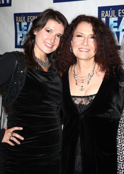 Hannah Manchester & Melissa Manchester Photo
