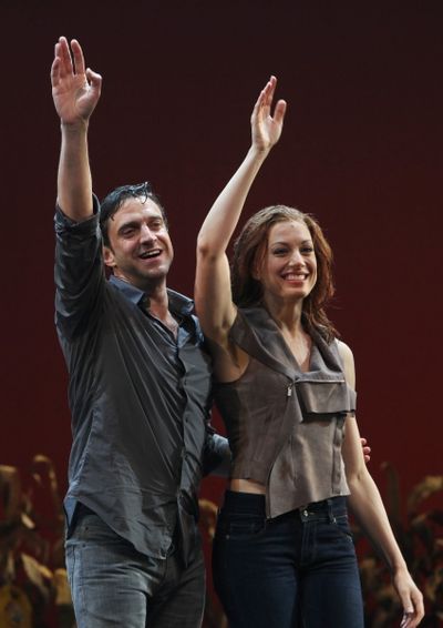 Raul Esparza & Jessica Phillips Photo