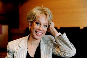 Mercedes Ellington Photo