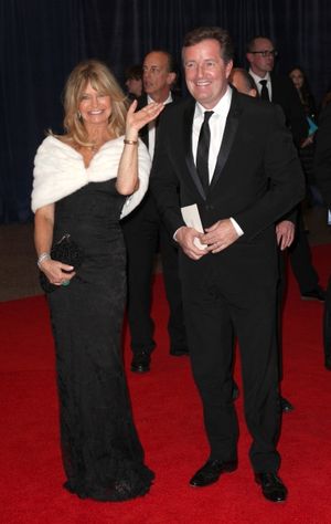Goldie Hawn & Piers Morgan Photo