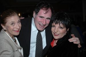 Adrianne Cohen, Richard Kind and Liza Minnelli @ BroadwayWorld Adrianne Cohen, Richard Kind and Liza Minnelli Photo