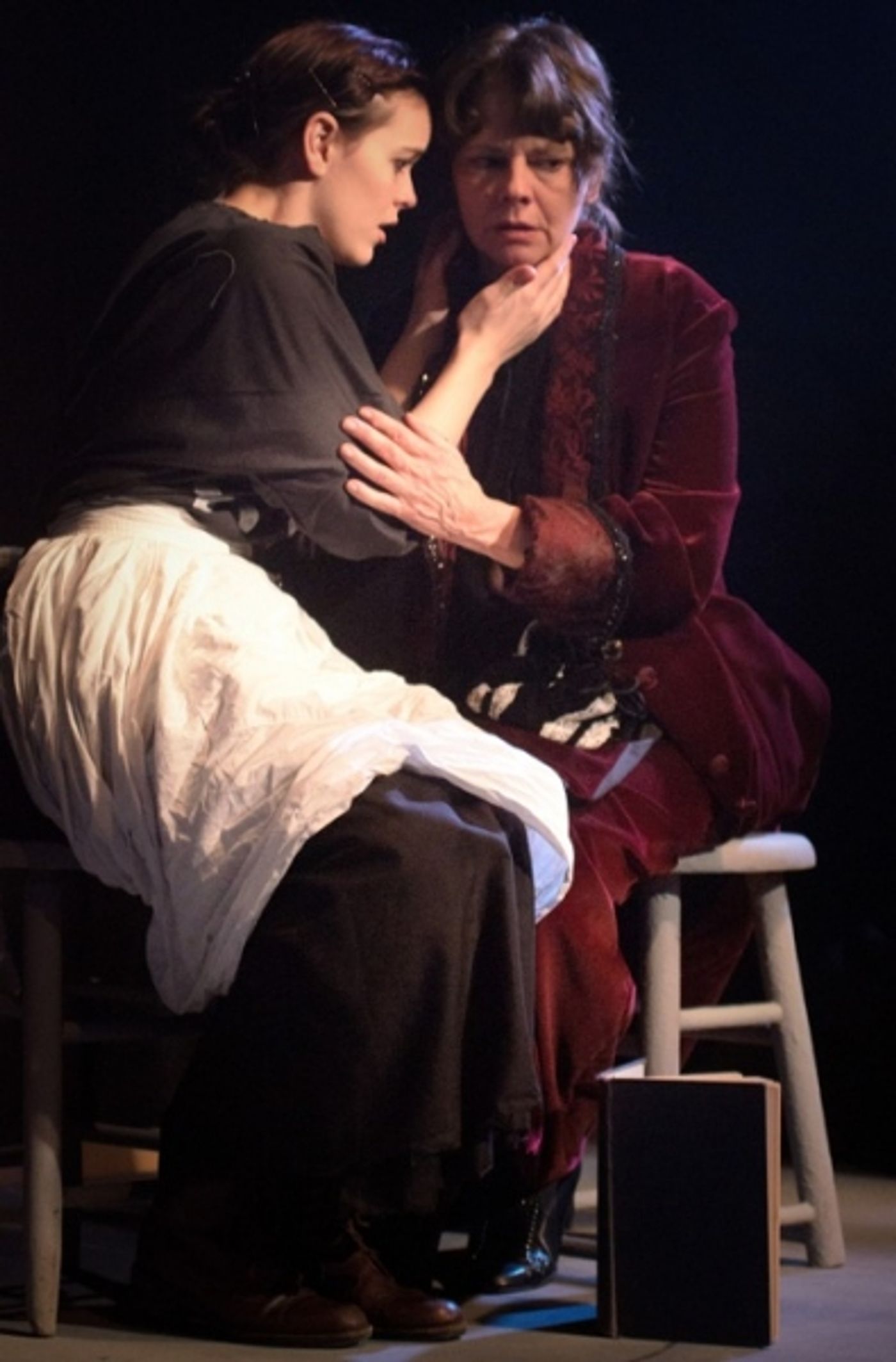 Photo Flash: Shattered Globe Theatre's HER NAKED SKIN Begins Previews Tonight in Chicago  Image