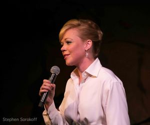 Emily Bergl Photo