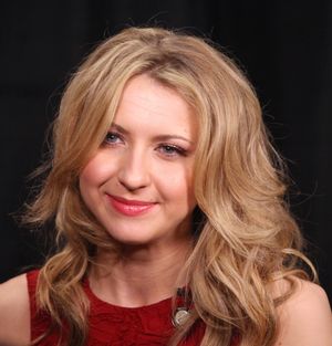 Nina Arianda Photo