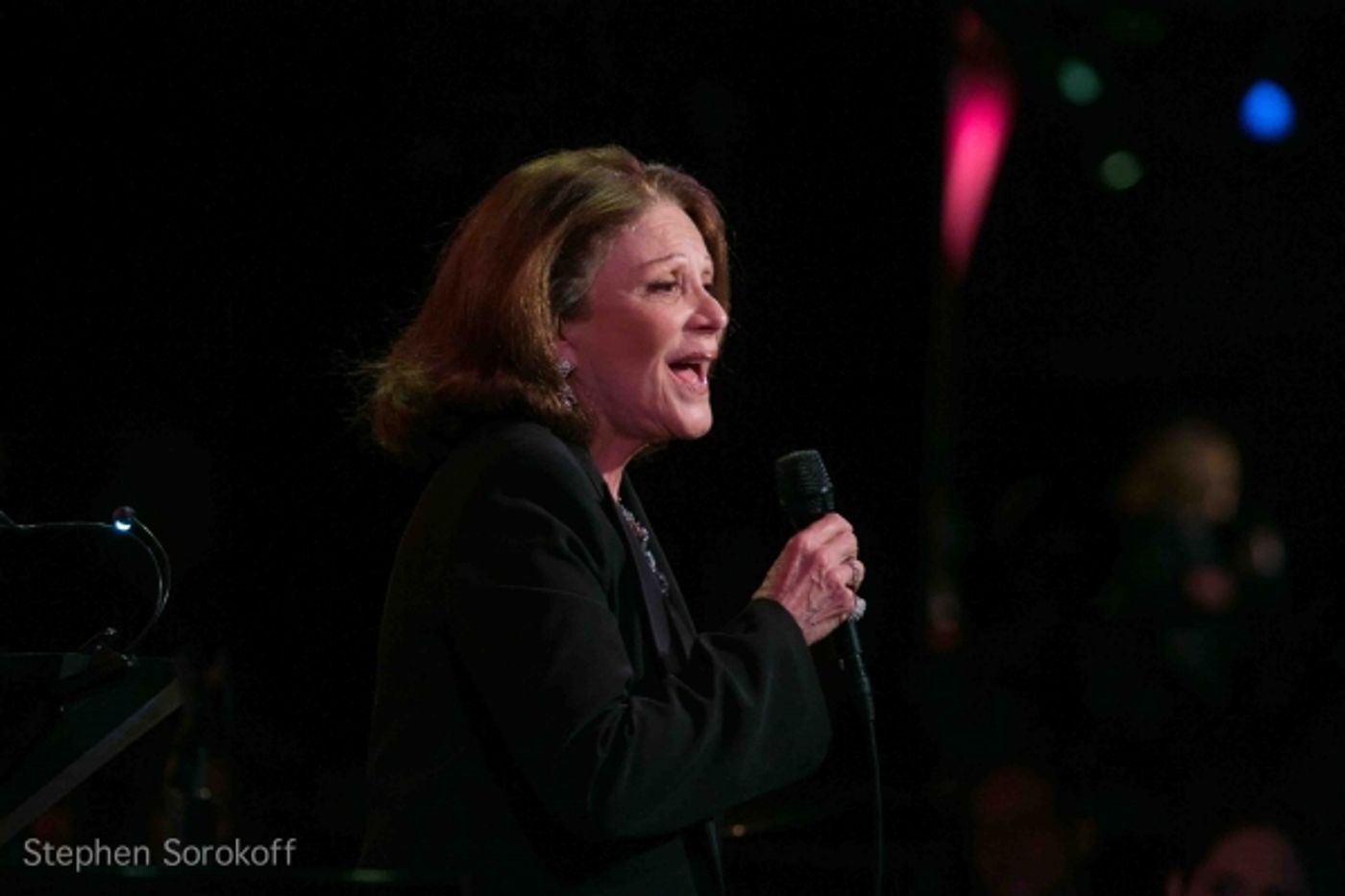 Photo Coverage: Linda Lavin Brings POSSIBILITIES to the Metropolitan Room  Image