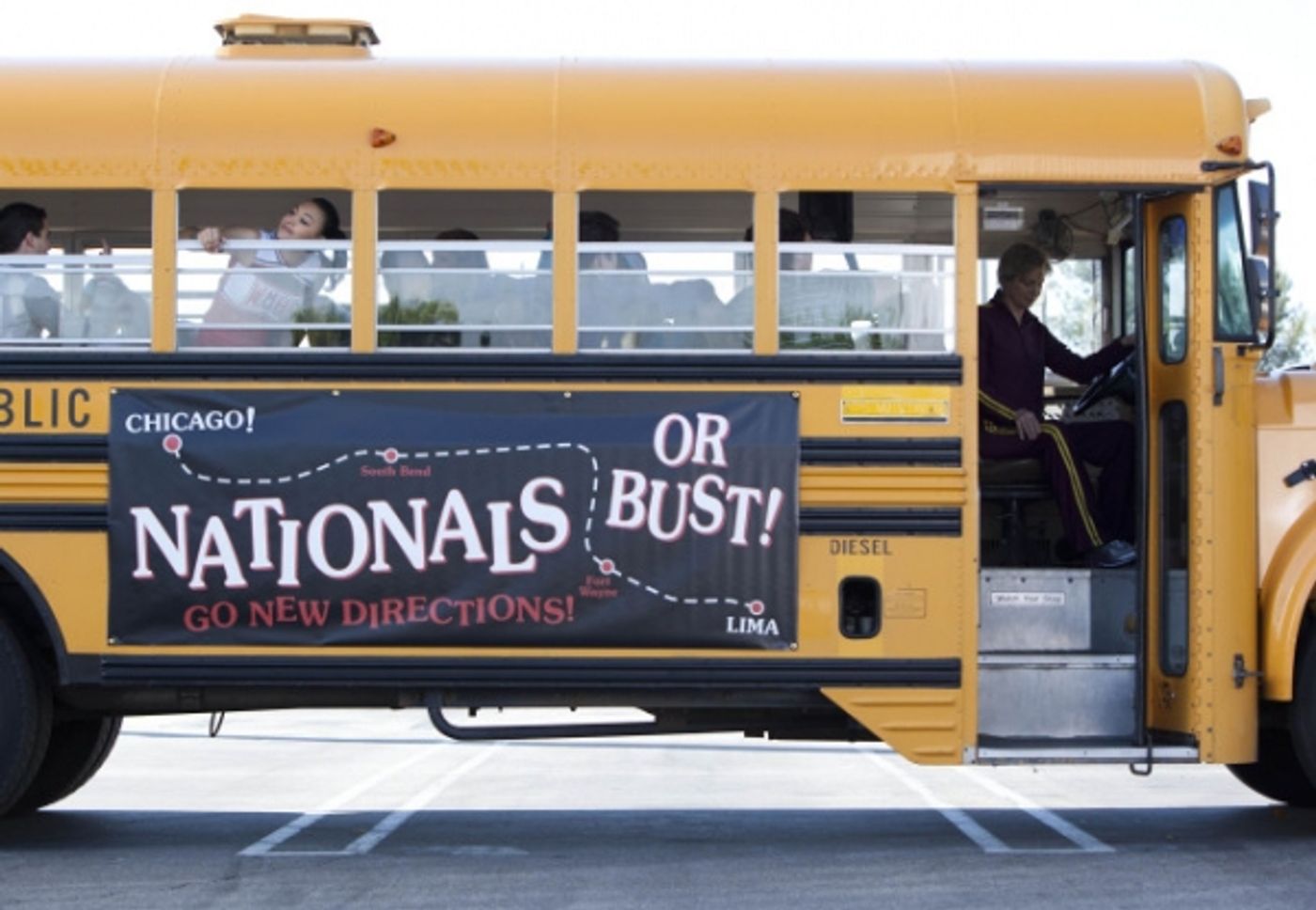 Photo Flash: First Look at GLEE's Props & Nationals Episodes!  Image