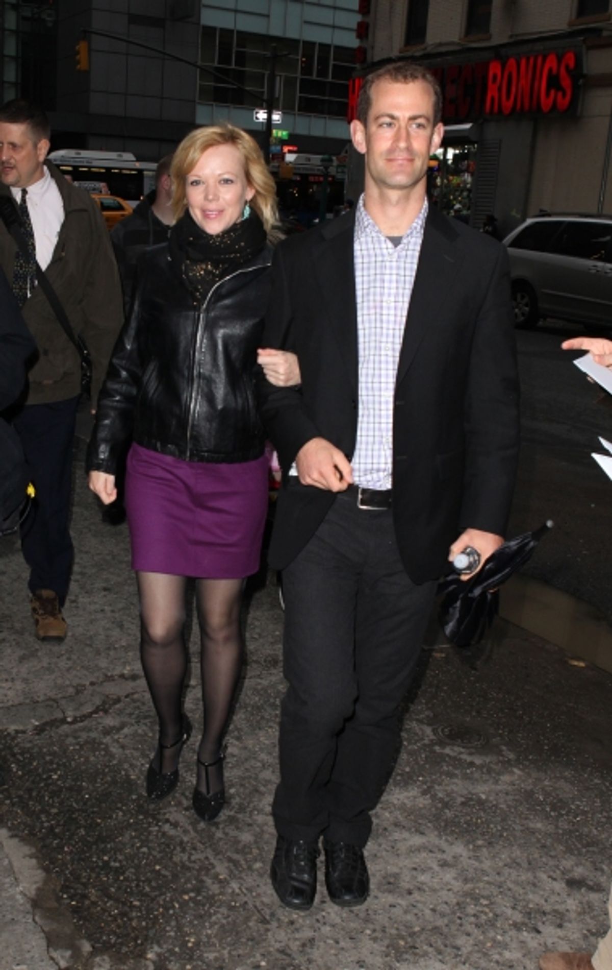 Emily Bergl & Boyfriend  at 