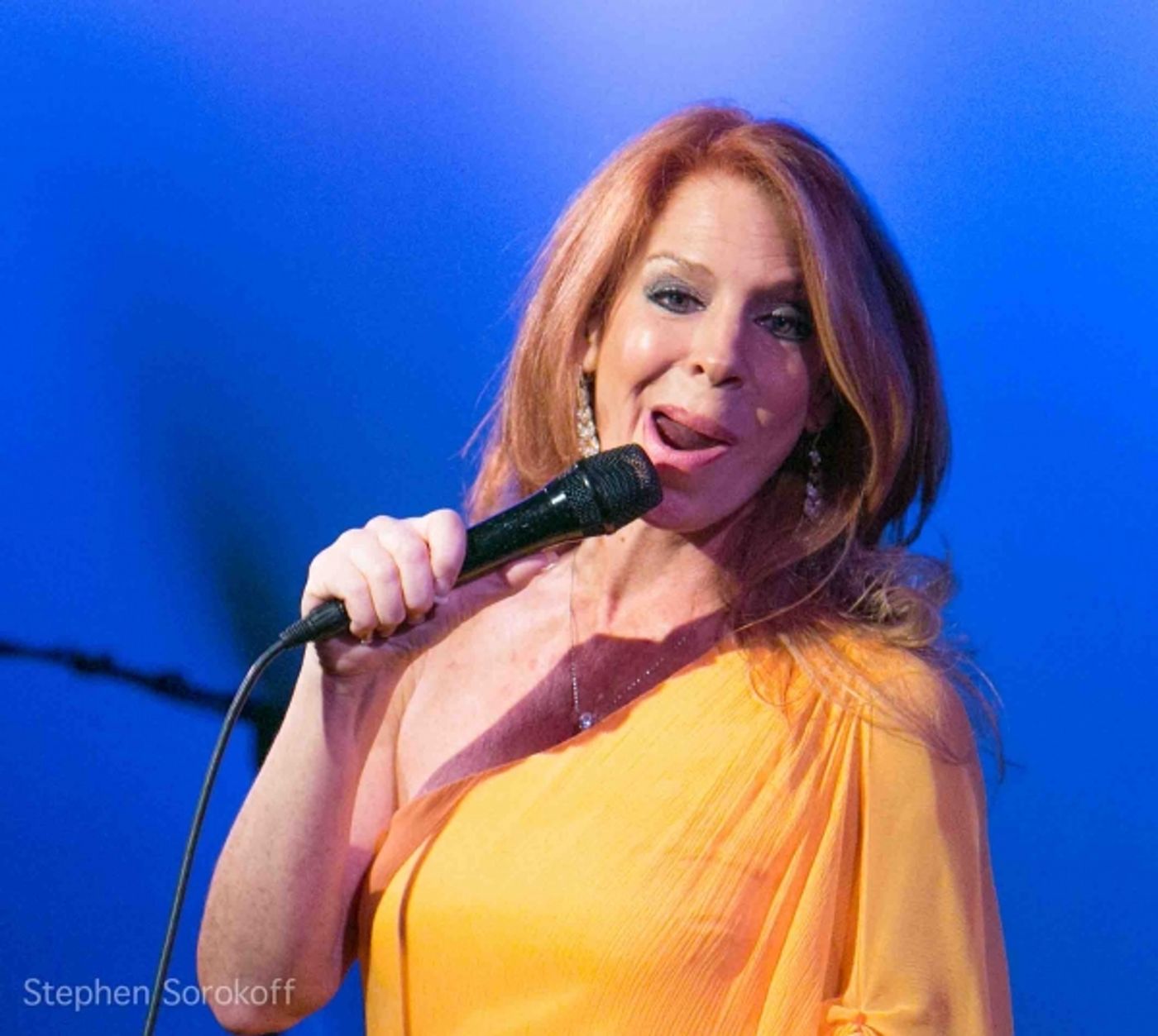 Photo Coverage: Kelly Clinton Brings FRECKLES AND 80 YEAR-OLD BONES to Metropolitan Room  Image
