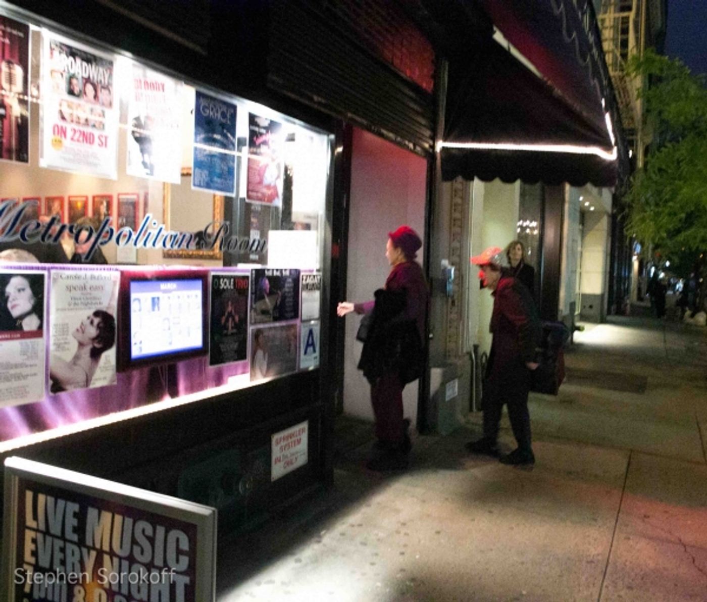 Photo Coverage: Kelly Clinton Brings FRECKLES AND 80 YEAR-OLD BONES to Metropolitan Room  Image