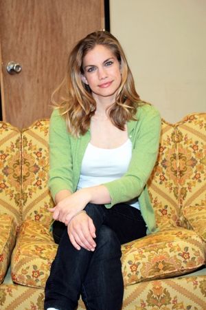 Anna Chlumsky Photo