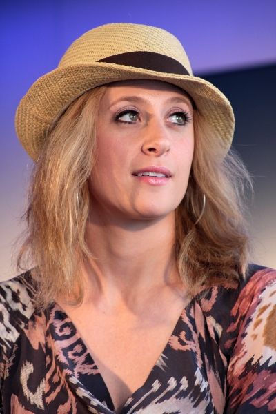 Caissie Levy Photo