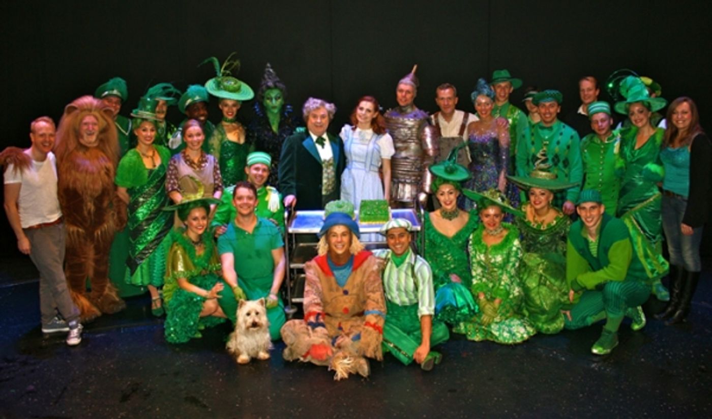 Photo Flash: WIZARD OF OZ Celebrates 500th Performance! Photo Flash: WIZARD OF OZ Celebrates 500th Performance! Image