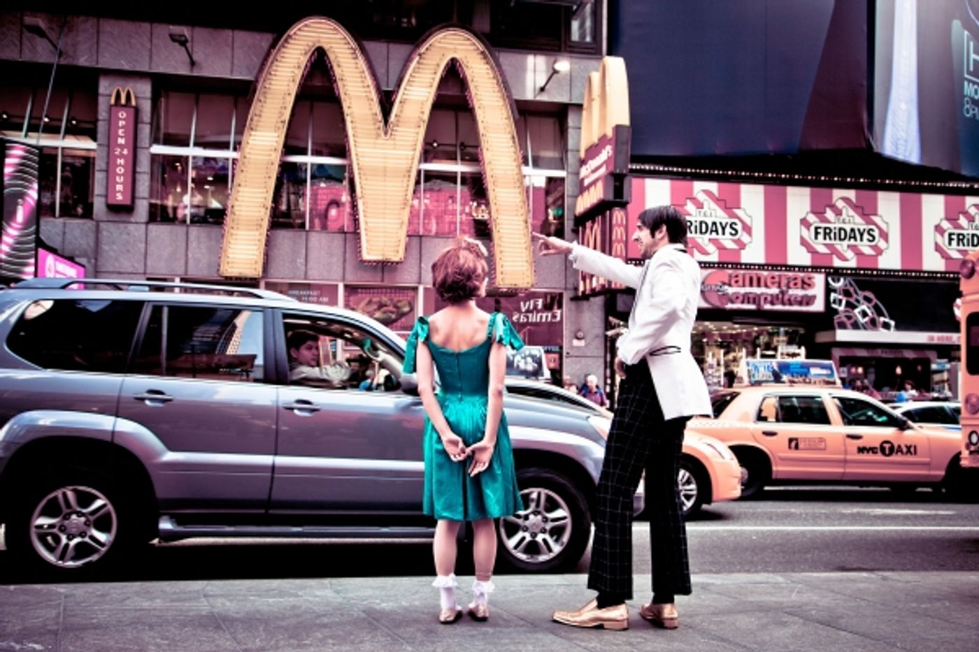 Photo Flash: Spiegelworld's Gaz & Penny Visit NYC; EMPIRE Begins Previews 5/22  Image