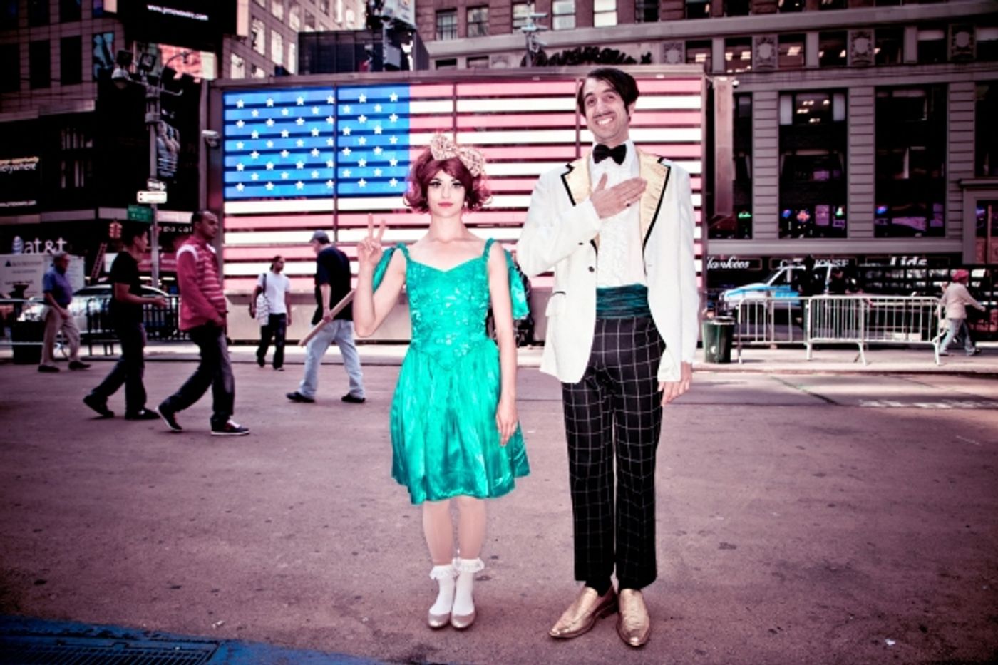 Photo Flash: Spiegelworld's Gaz & Penny Visit NYC; EMPIRE Begins Previews 5/22  Image