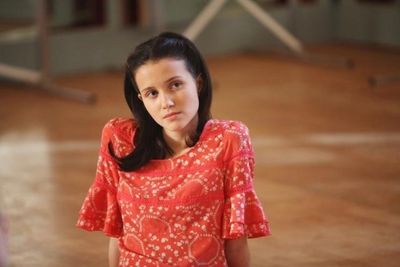 JULIA GOLDANI TELLES Photo