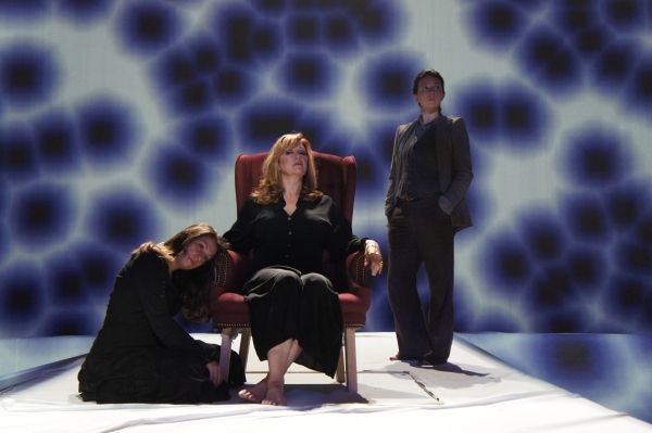 Suzan Hanson, Ani Maldjian and Peabody Southwell Photo