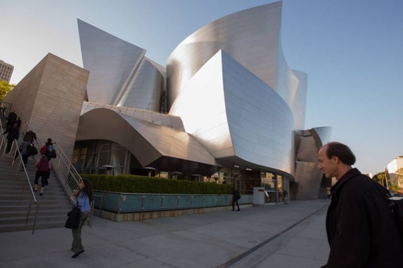 Photo Flash: Alan Gilbert Conducts NY Phil in Walt Disney Concert Hall Debut  Image