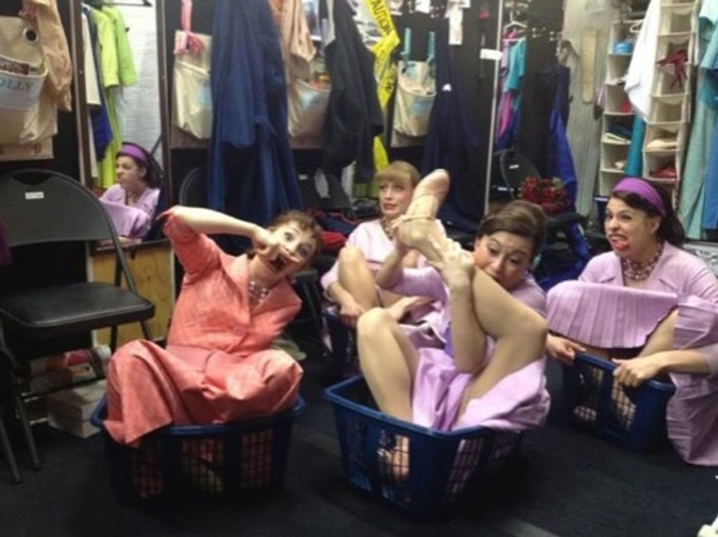 Photo Flash: Broadway Stars Max Von Essen, Steve Kazee et al. Tweet Saturday Intermission - All the Photos!  Image