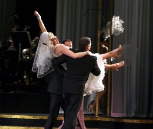 Megan Hilty @ BroadwayWorld Megan Hilty Photo