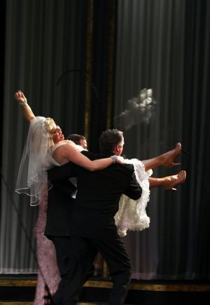 Megan Hilty @ BroadwayWorld Megan Hilty Photo