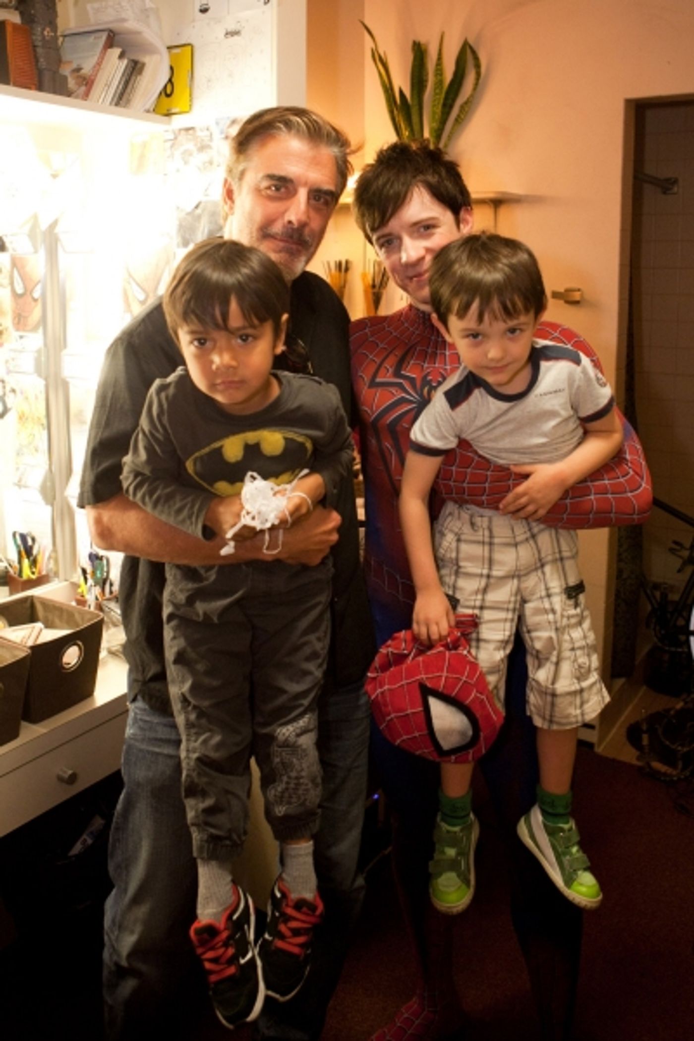 Photo Flash: Chris Noth Visits SPIDER-MAN Photo Flash: Chris Noth Visits SPIDER-MAN Image