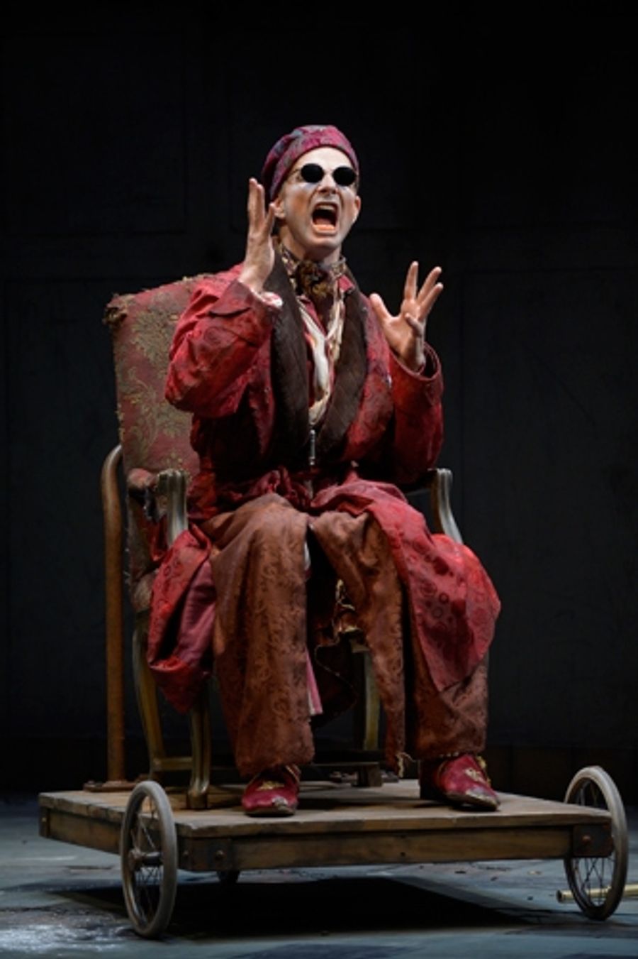 Photo Flash: First Look at Bill Irwin in ACT's ENDGAME! Image
