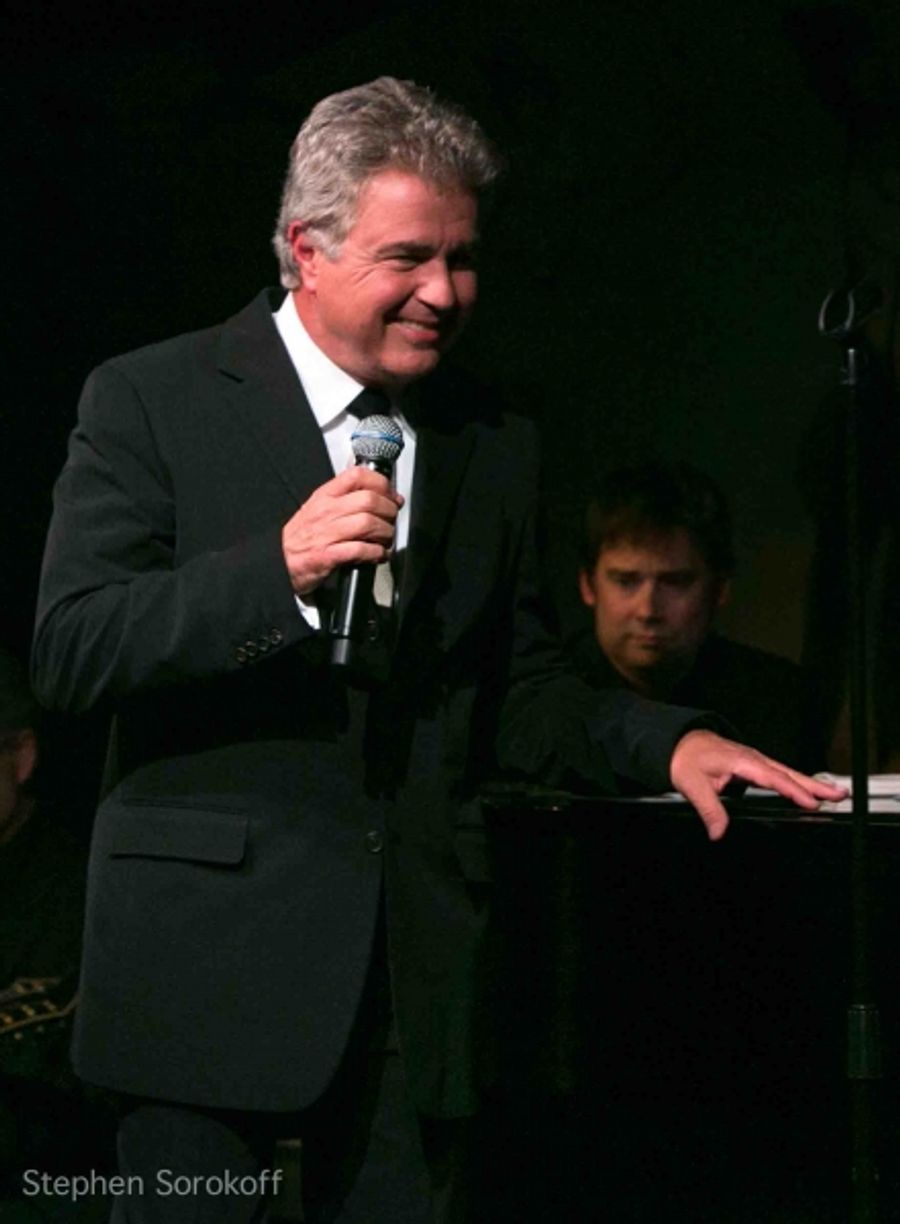 Photo Coverage: Steve Tyrell Brings 'Romance' to the Cafe Carlyle Image