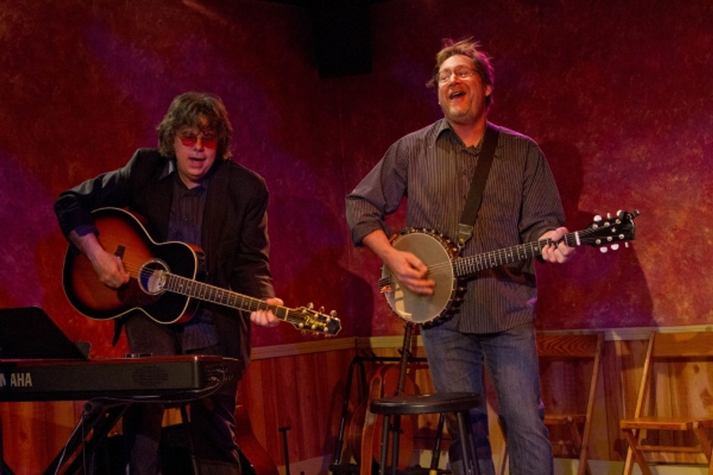 Photo Flash: First Look at FOREVER SUNG at the Phoenix Theatre  Image