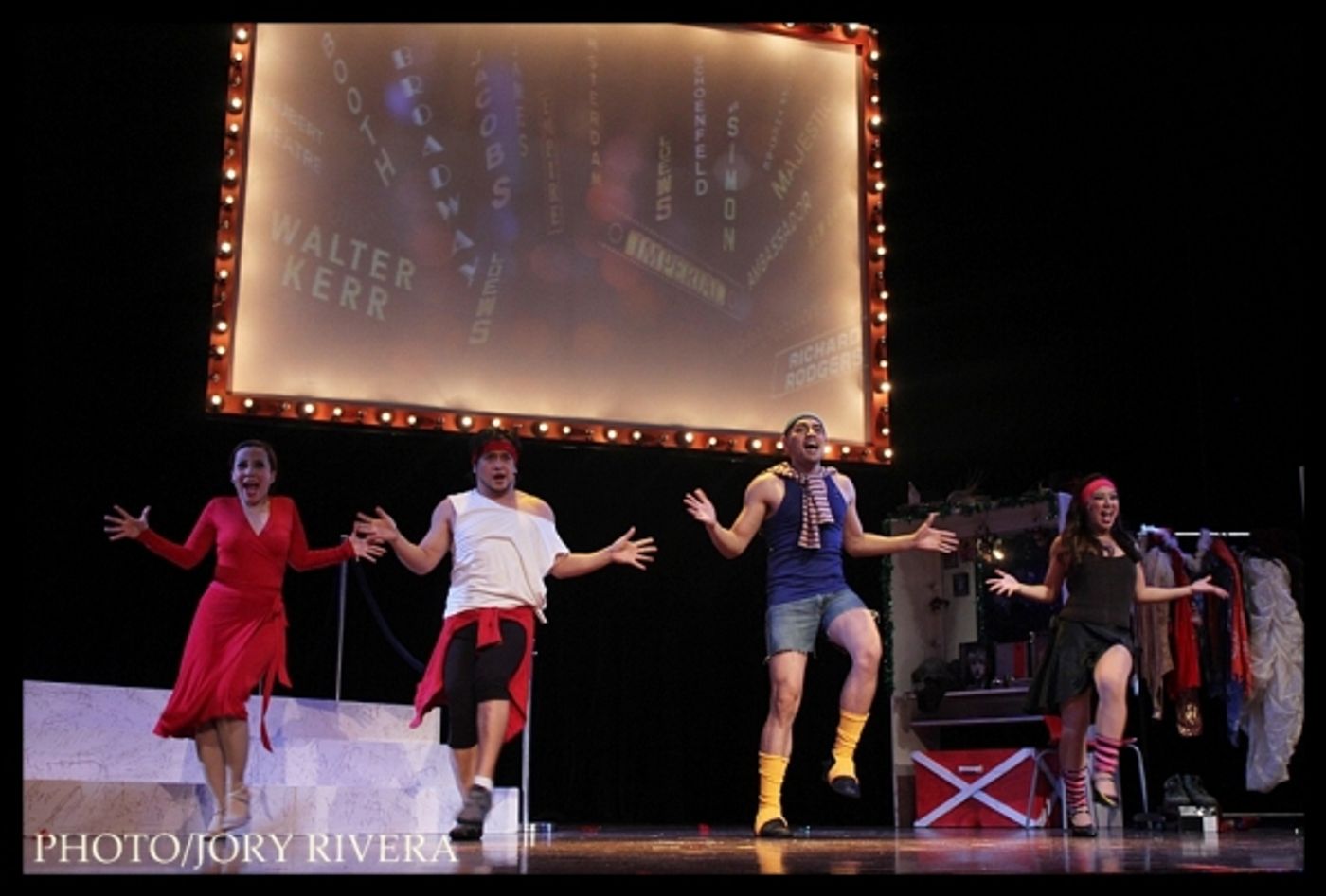 Photo Flash:  FORBIDDEN BROADWAY In Manila  Image