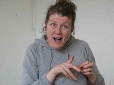 Julia Voce Photo