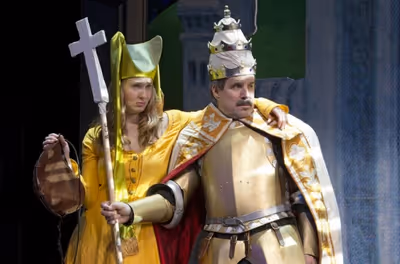 Halley Feiffer, John Pankow Photo