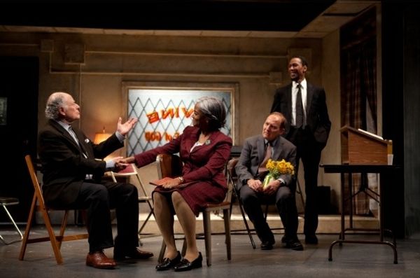 Bob Dishy, Tonya Pinkins, Zach Grenier and Ron Cephas Jones Photo