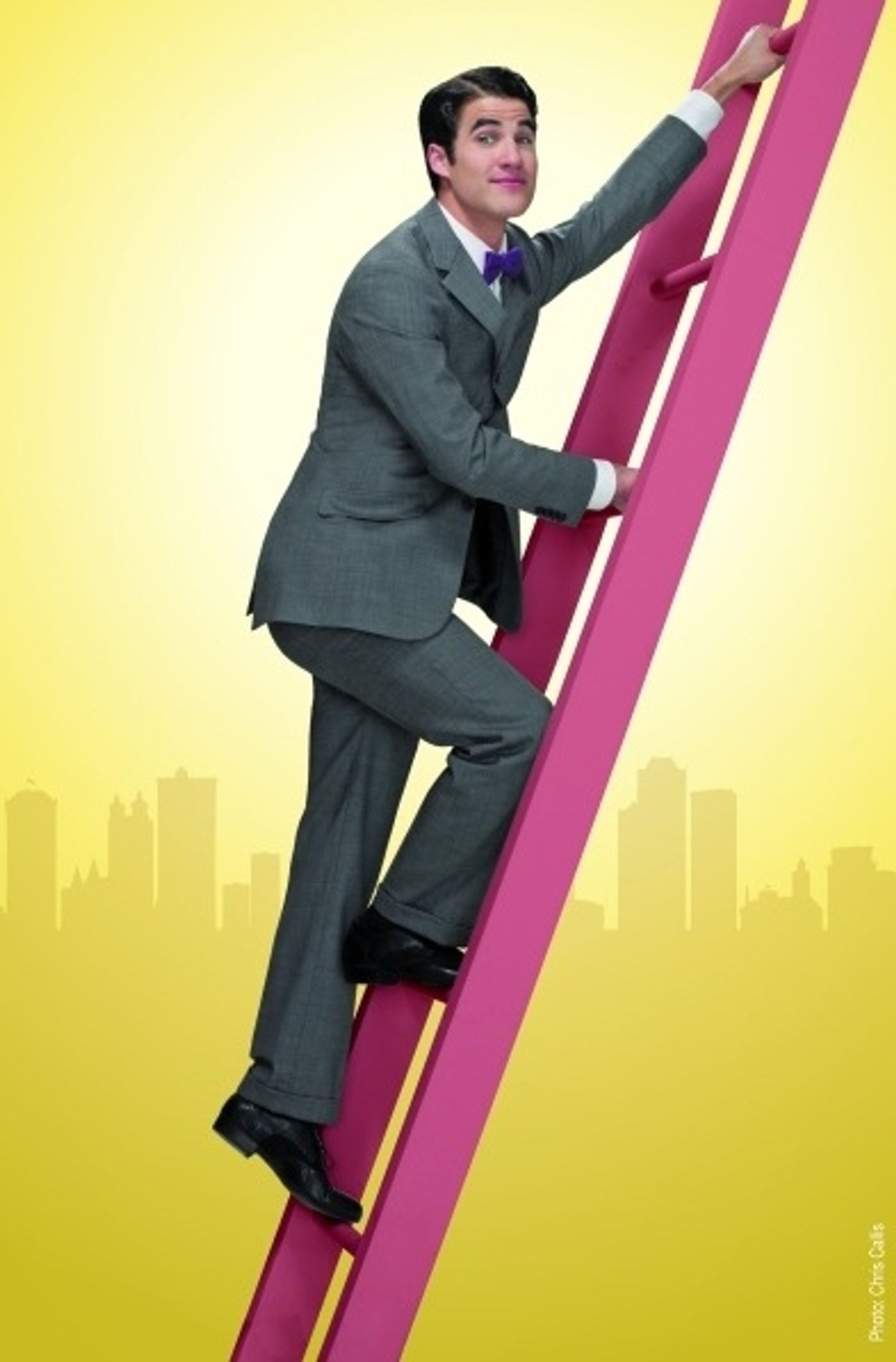 Photo Flashback: HOW TO SUCCEED Closes Today; A Look Back at the Three Finches  Image