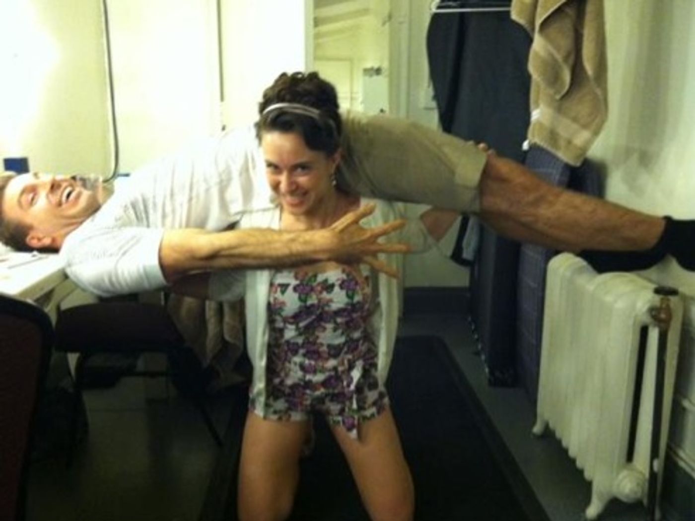Photo Flash: Evening Saturday Intermission Pic Round-Up - Ricky Martin, NEWSIES and More!  Image
