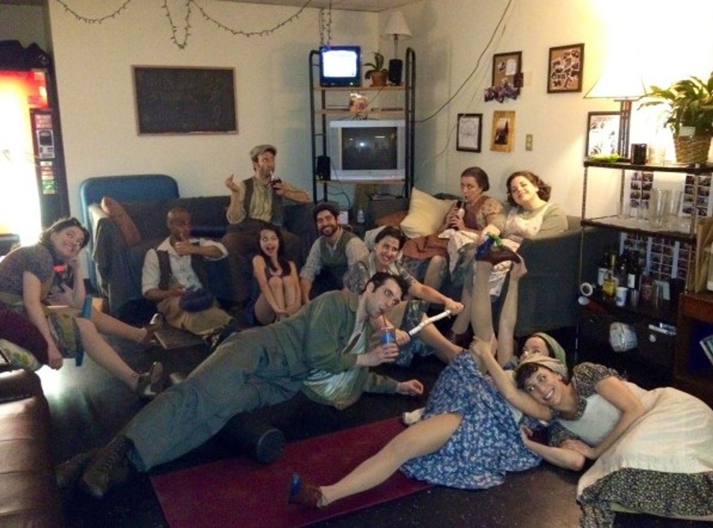 Photo Flash: Evening Saturday Intermission Pic Round-Up - Ricky Martin, NEWSIES and More!  Image